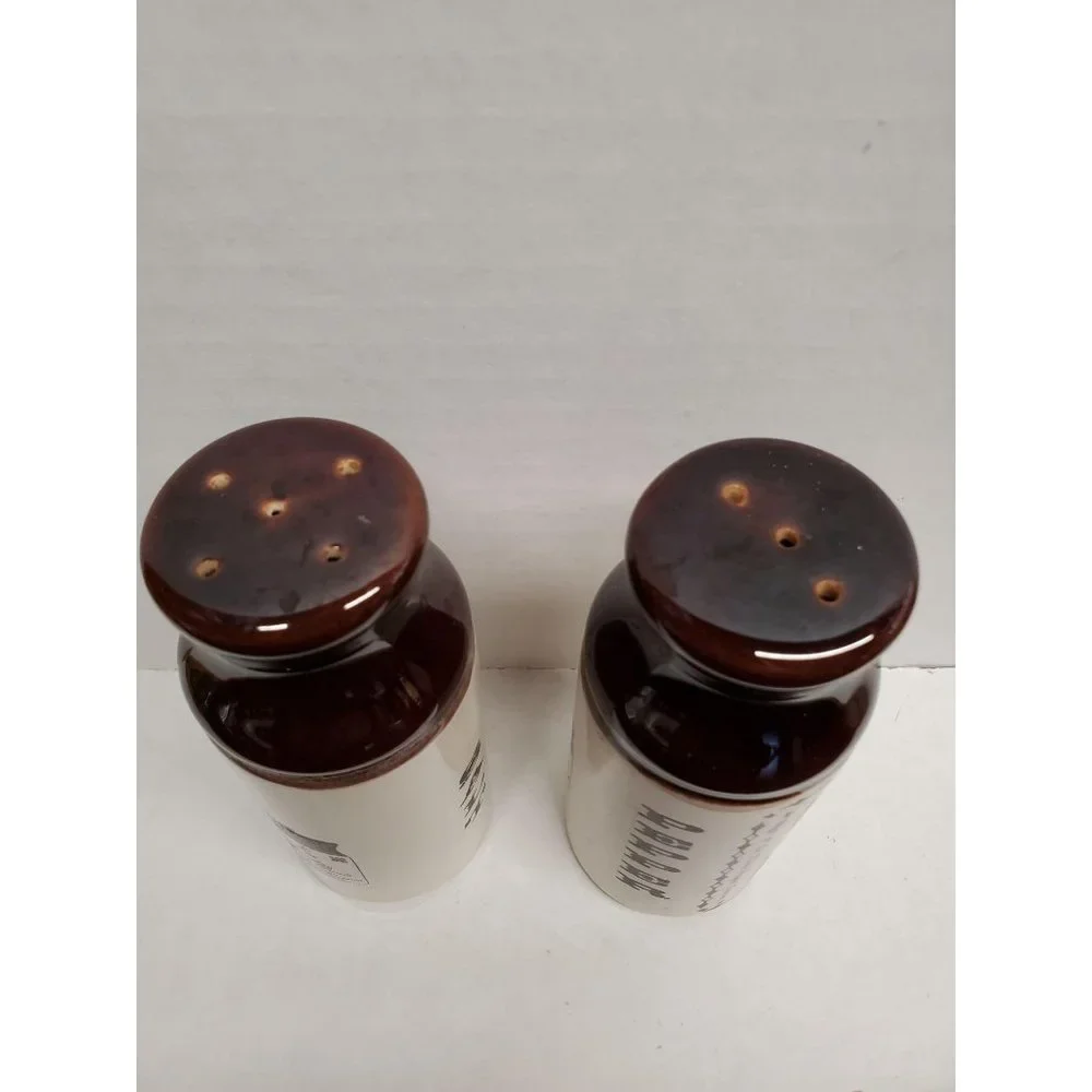 Vintage Reproduction Salt & Pepper Shaker ‎ - Old n